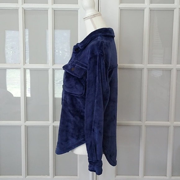 NEW Crave Fame Juniors Faux Fur Shacket - Picture 6 of 14